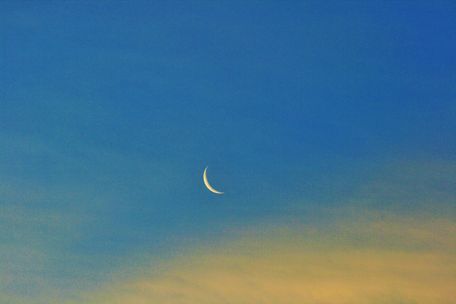 sky blue moon free photo