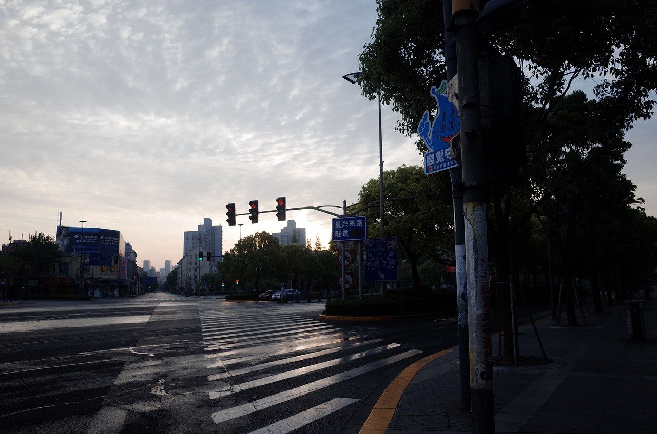 early in the morning the morning sun chenguang free photo