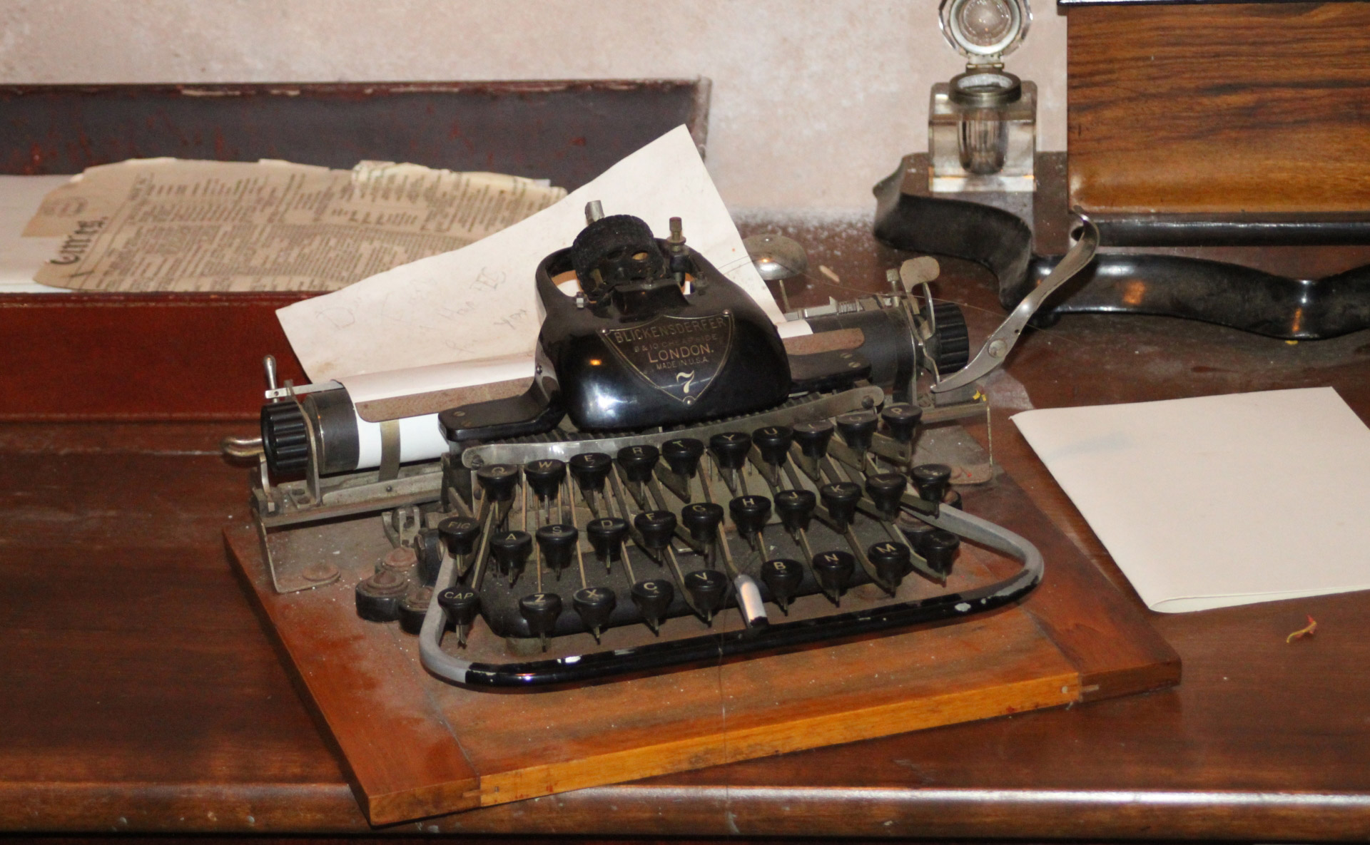 early typewriter old free photo