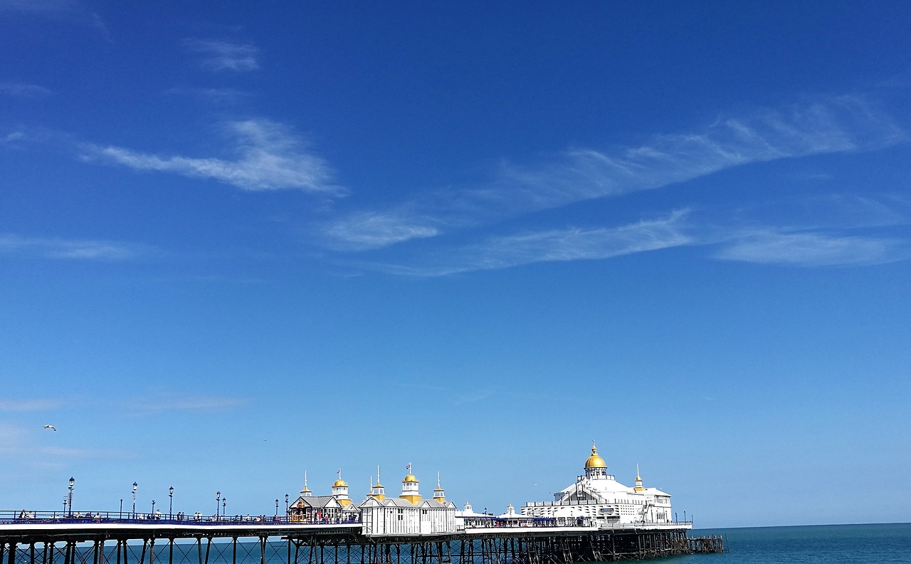 eastbourne summer beach free photo