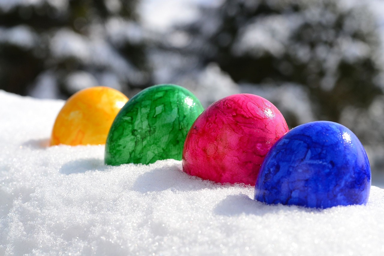 easter easter eggs colorful free photo