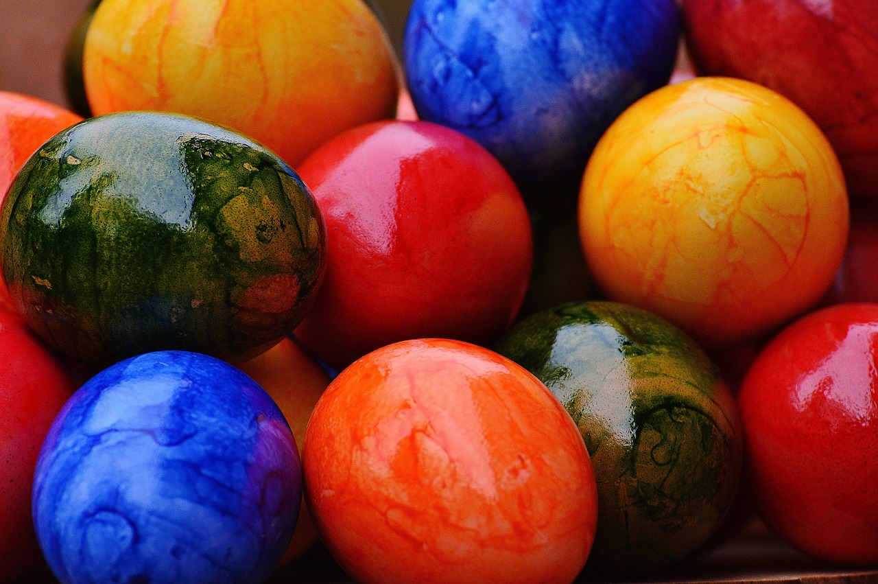 easter easter eggs colorful free photo