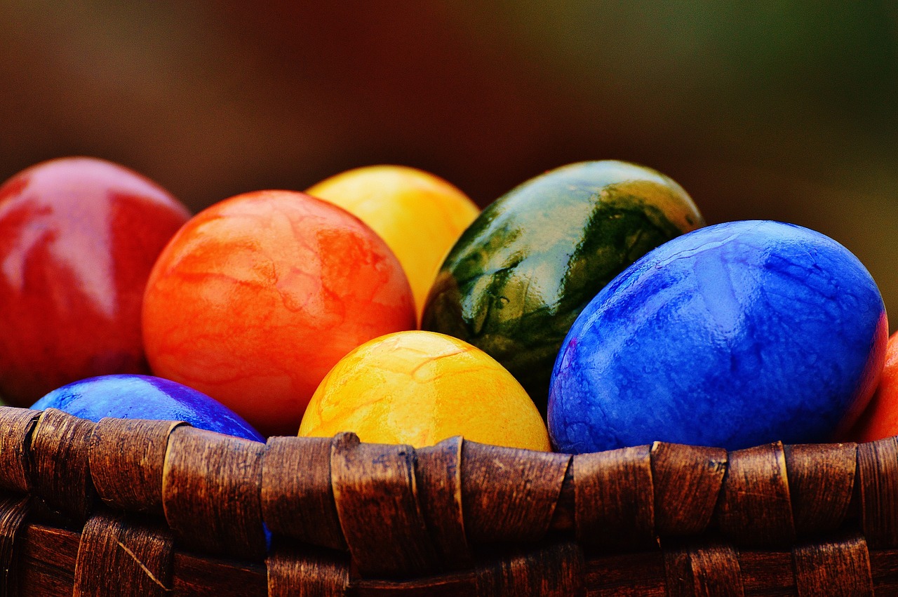 easter easter eggs colorful free photo