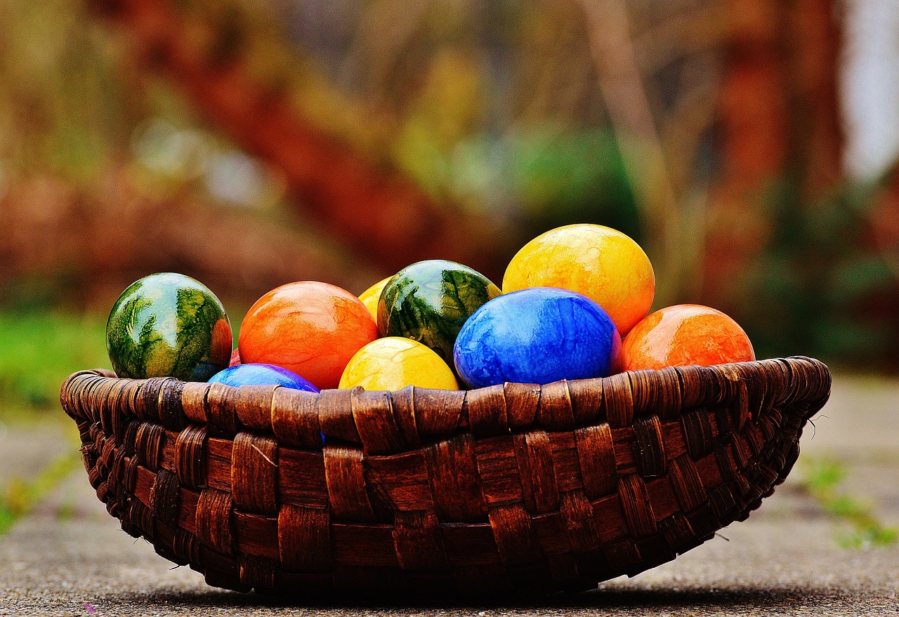 easter easter eggs colorful free photo