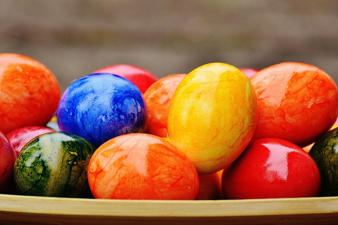 easter easter eggs colorful free photo