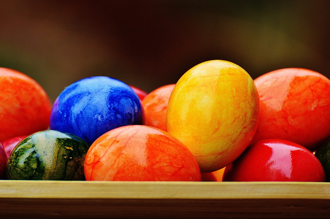 easter easter eggs colorful free photo