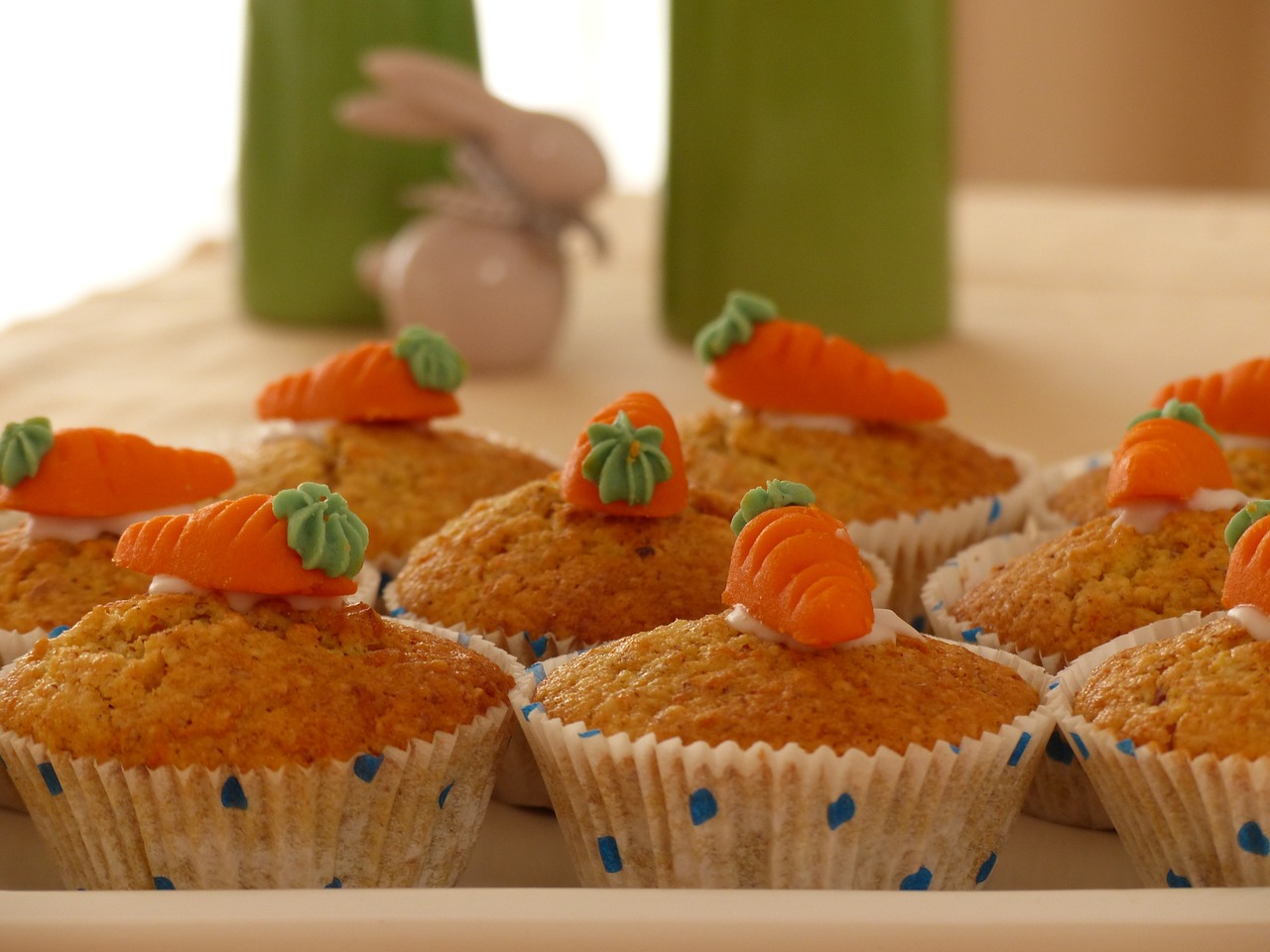 carrot cake cake muffins free photo