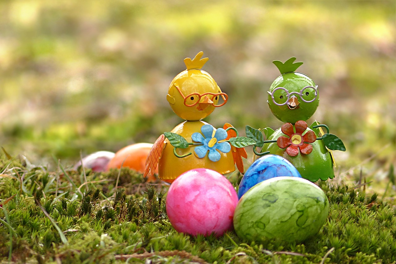 easter easter eggs figure free photo