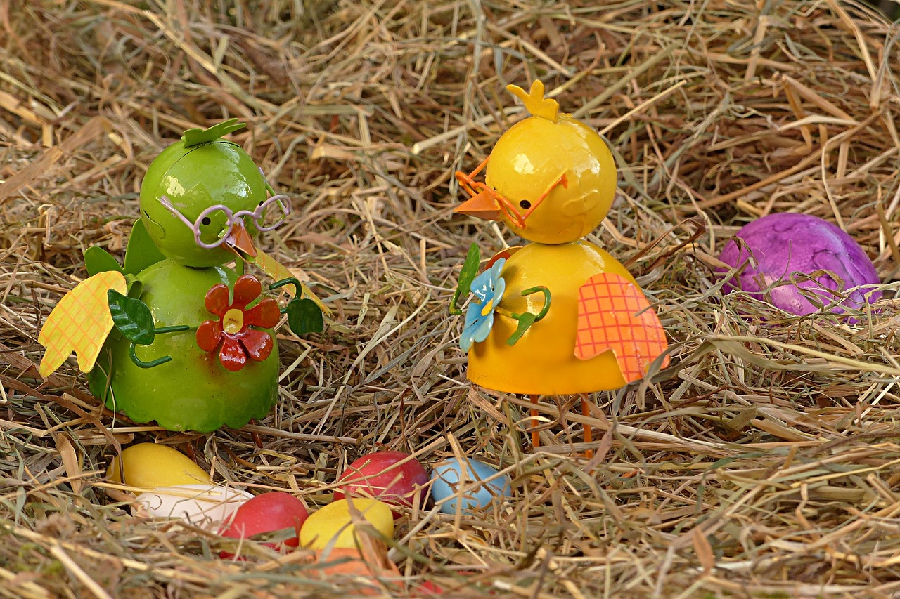 easter easter eggs figure free photo