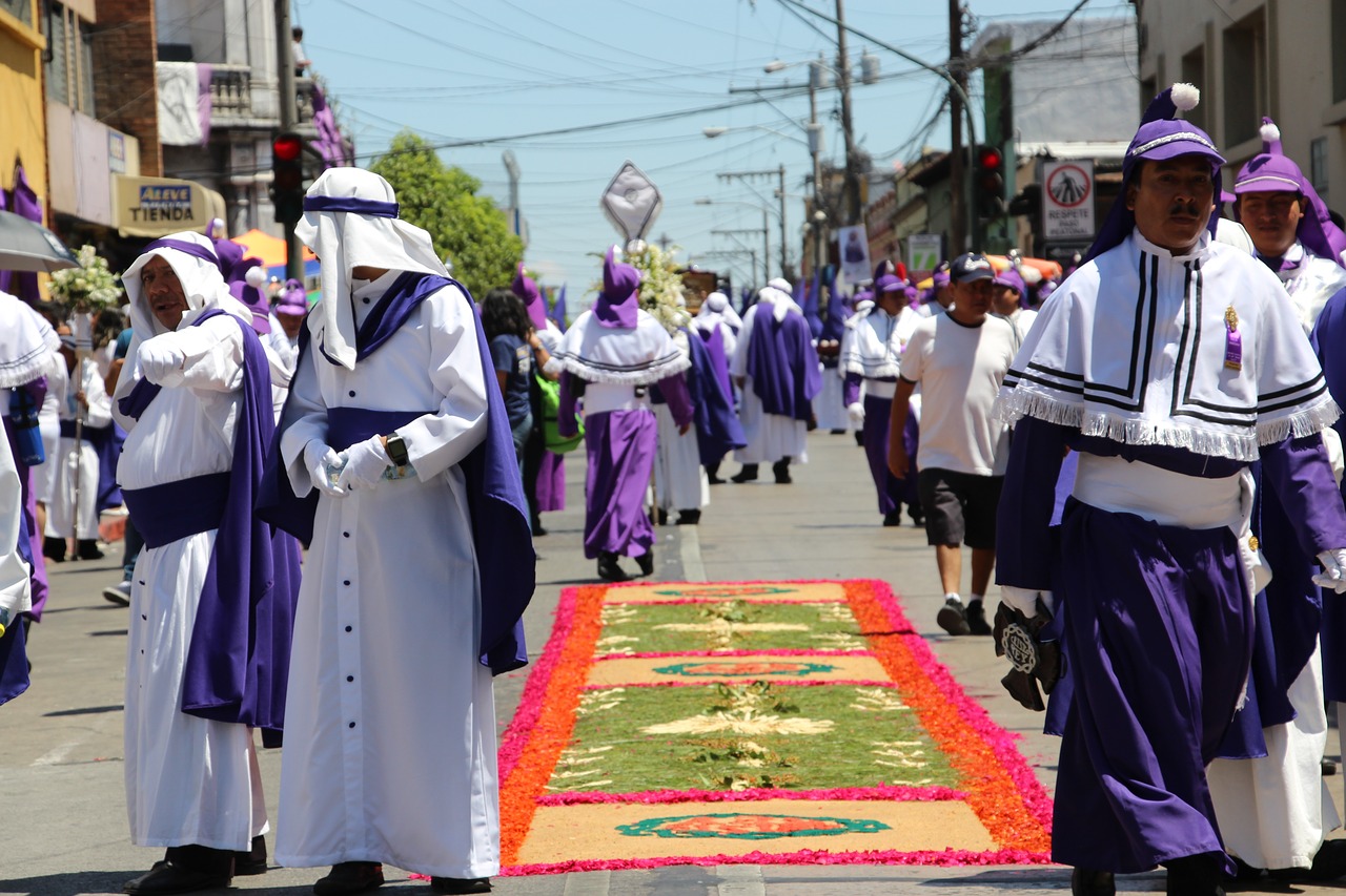 easter street purple free photo