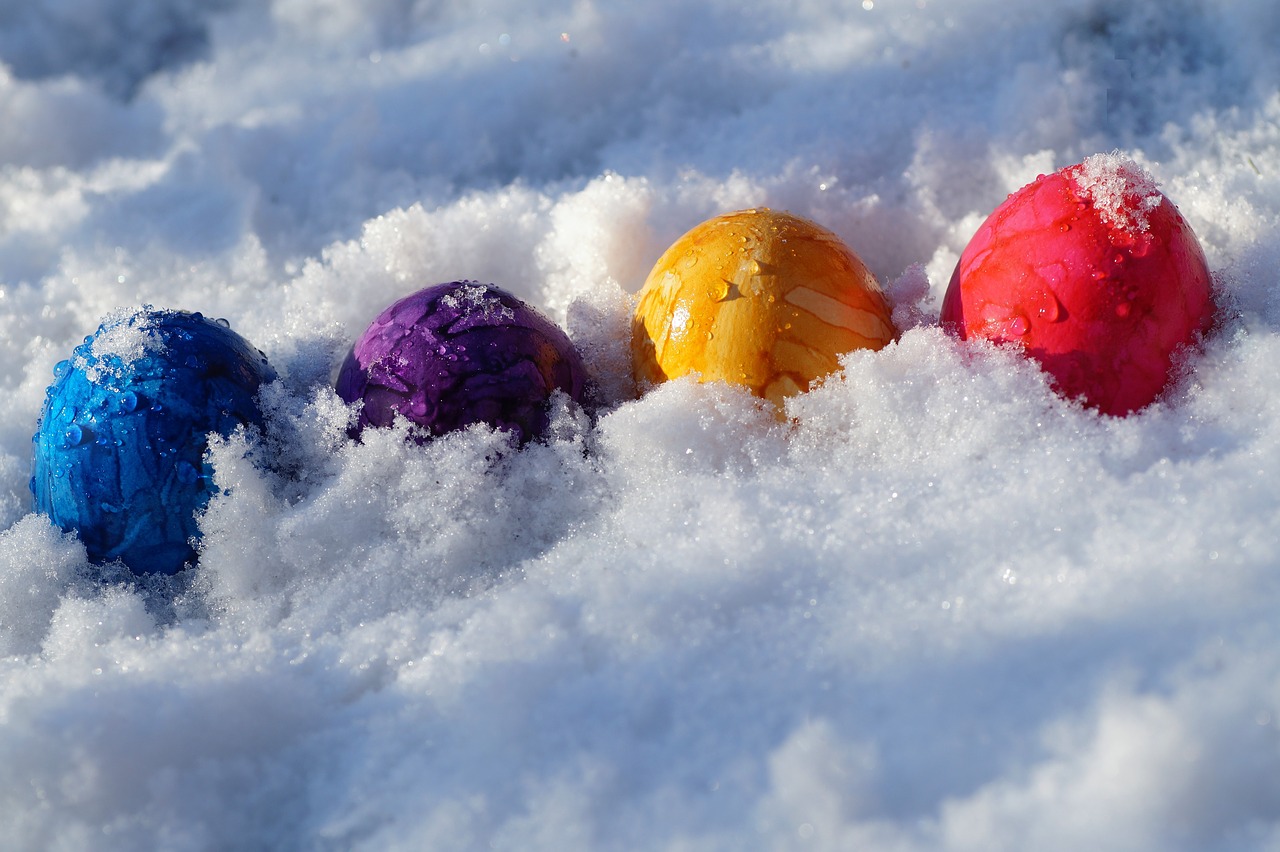 easter eggs color free photo