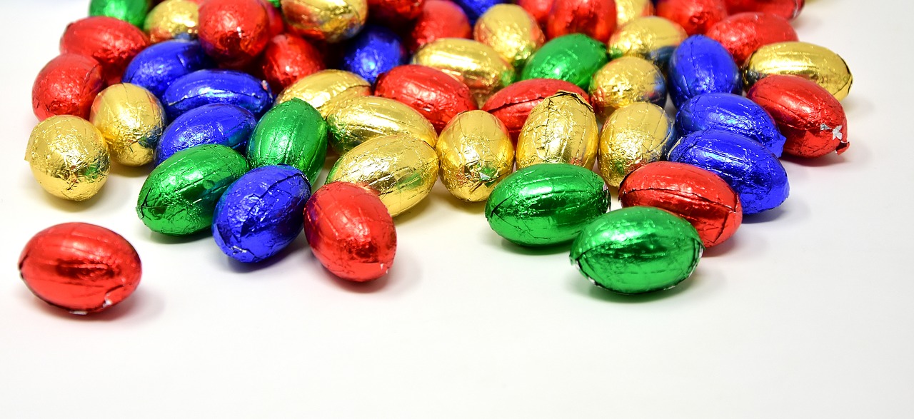 easter chocolate eggs colorful free photo