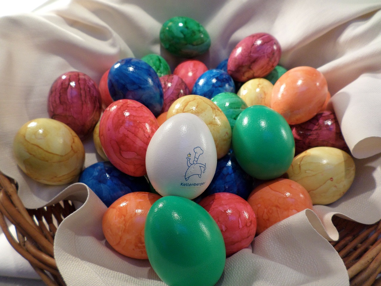 easter eggs jesus free photo