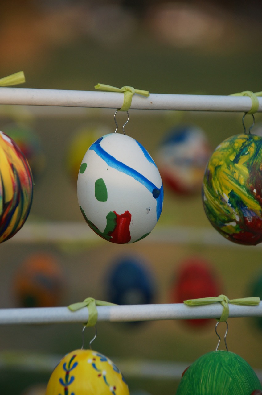 easter  easter eggs  colorful free photo