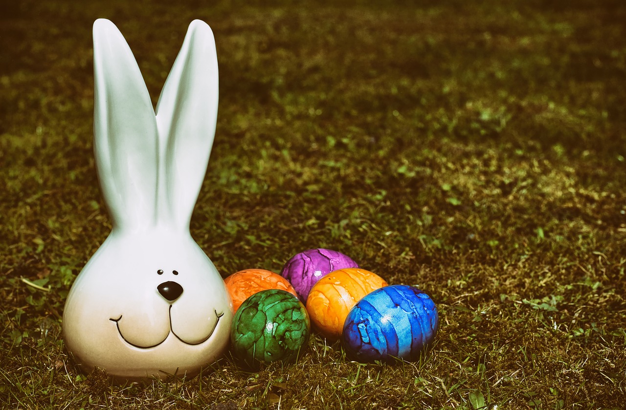 easter  easter bunny  colorful free photo