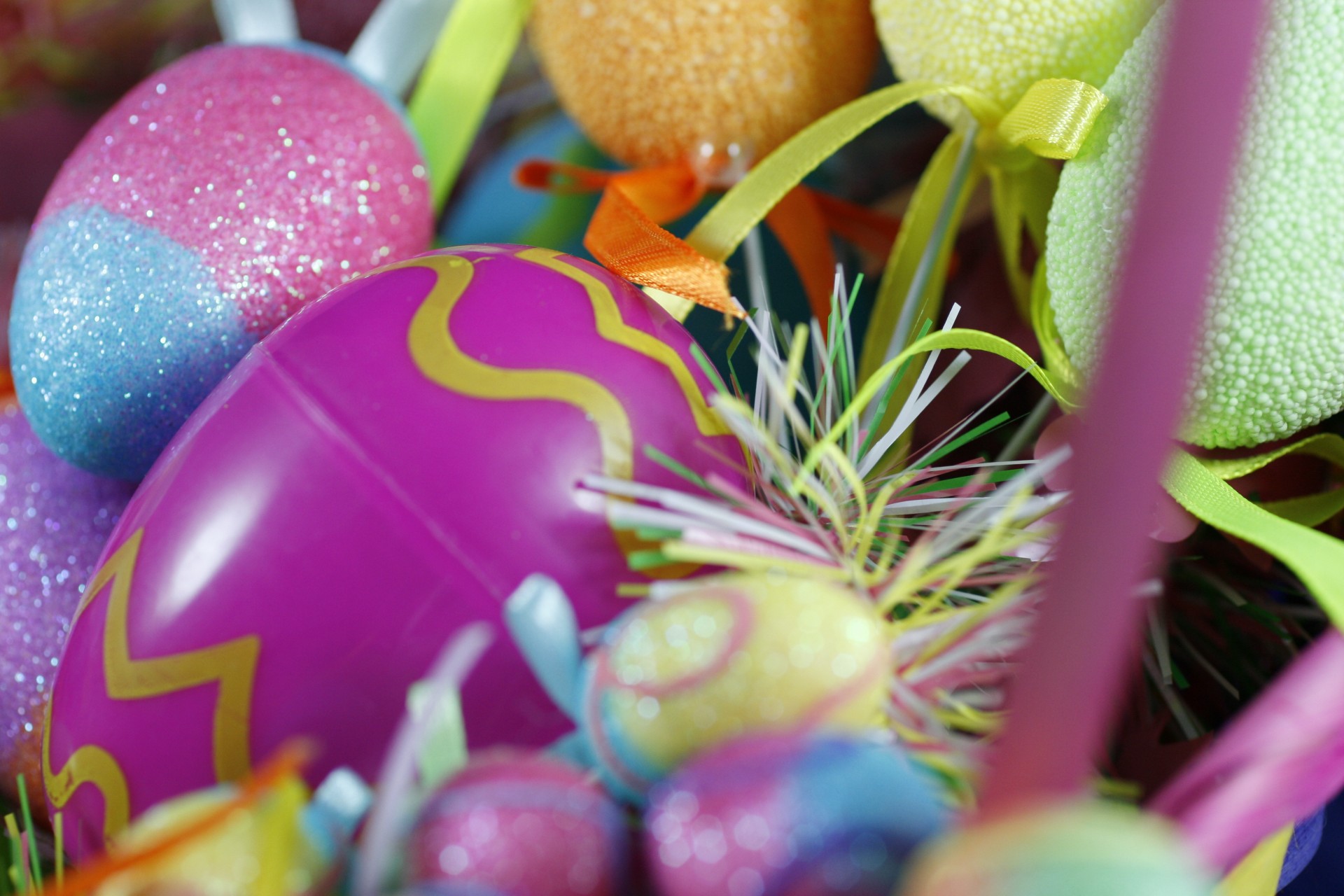 easter basket eggs free photo