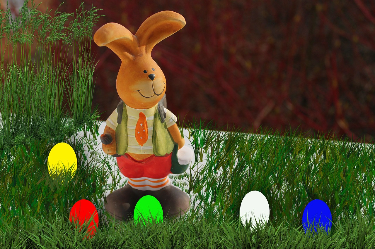 easter bunny easter eggs rush free photo