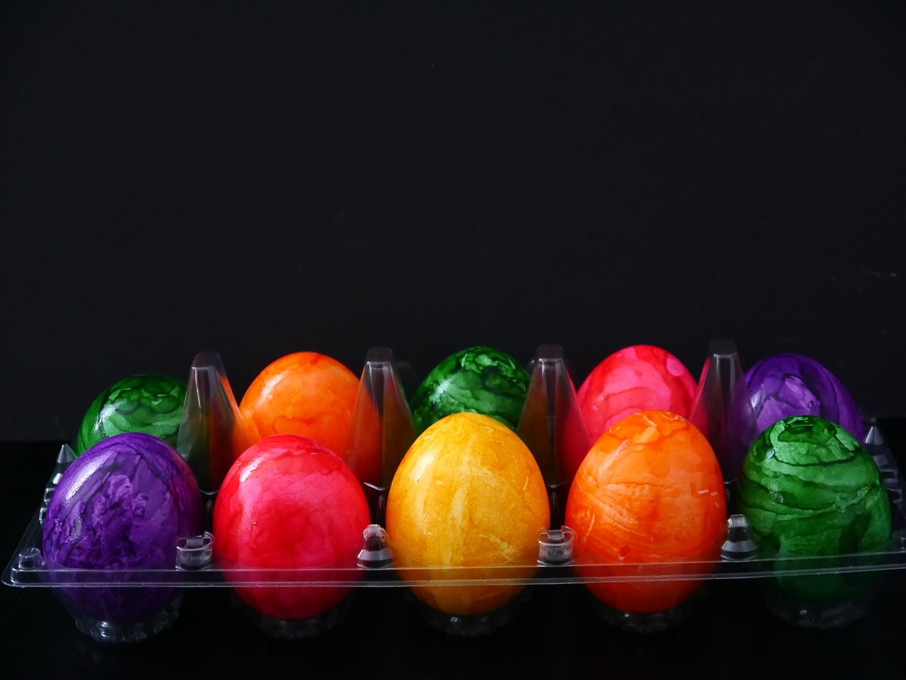 easter eggs  easter  colorful free photo