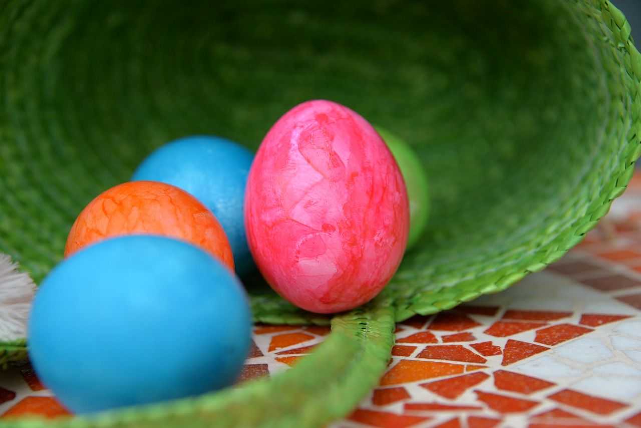 easter eggs easter egg free photo