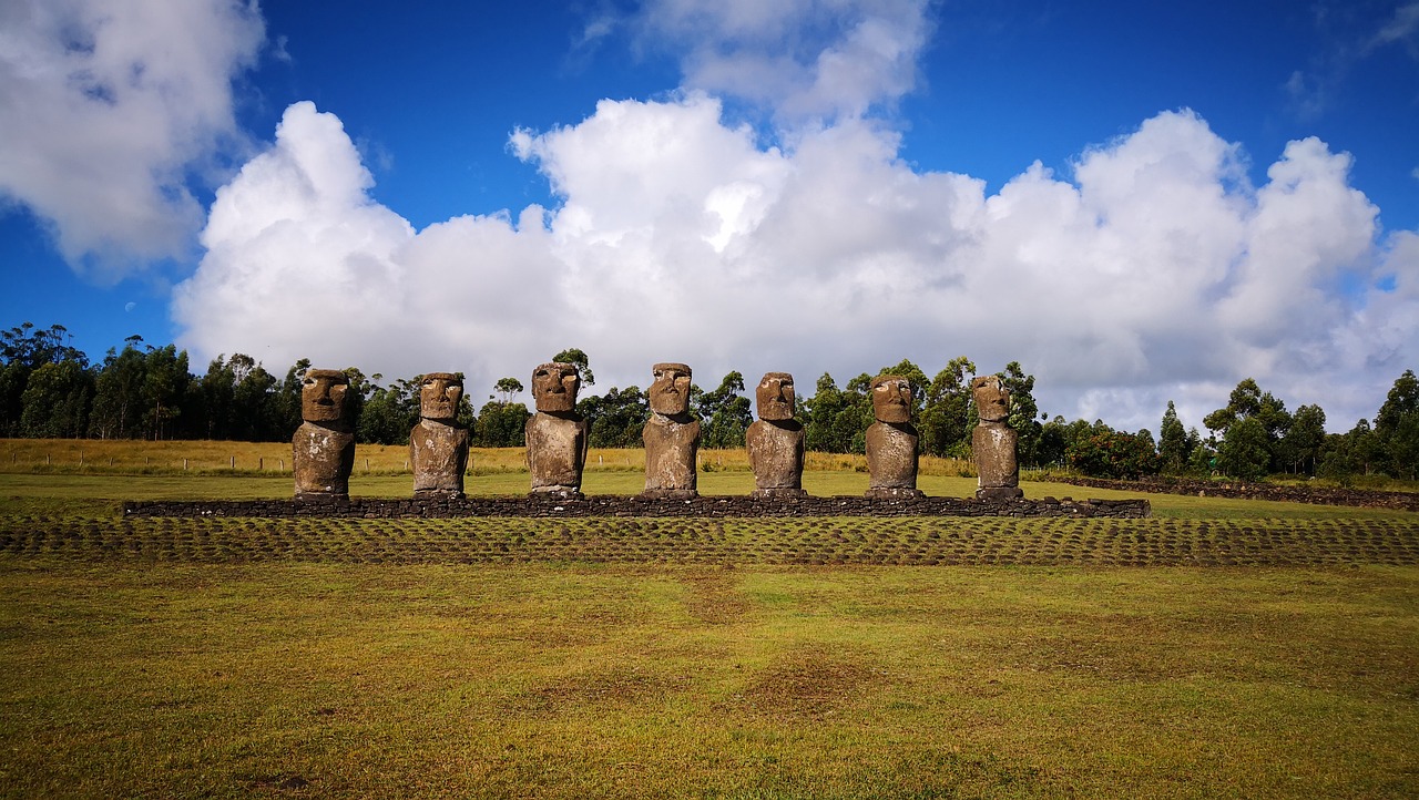 easter island  the pacific ocean free pictures free photo