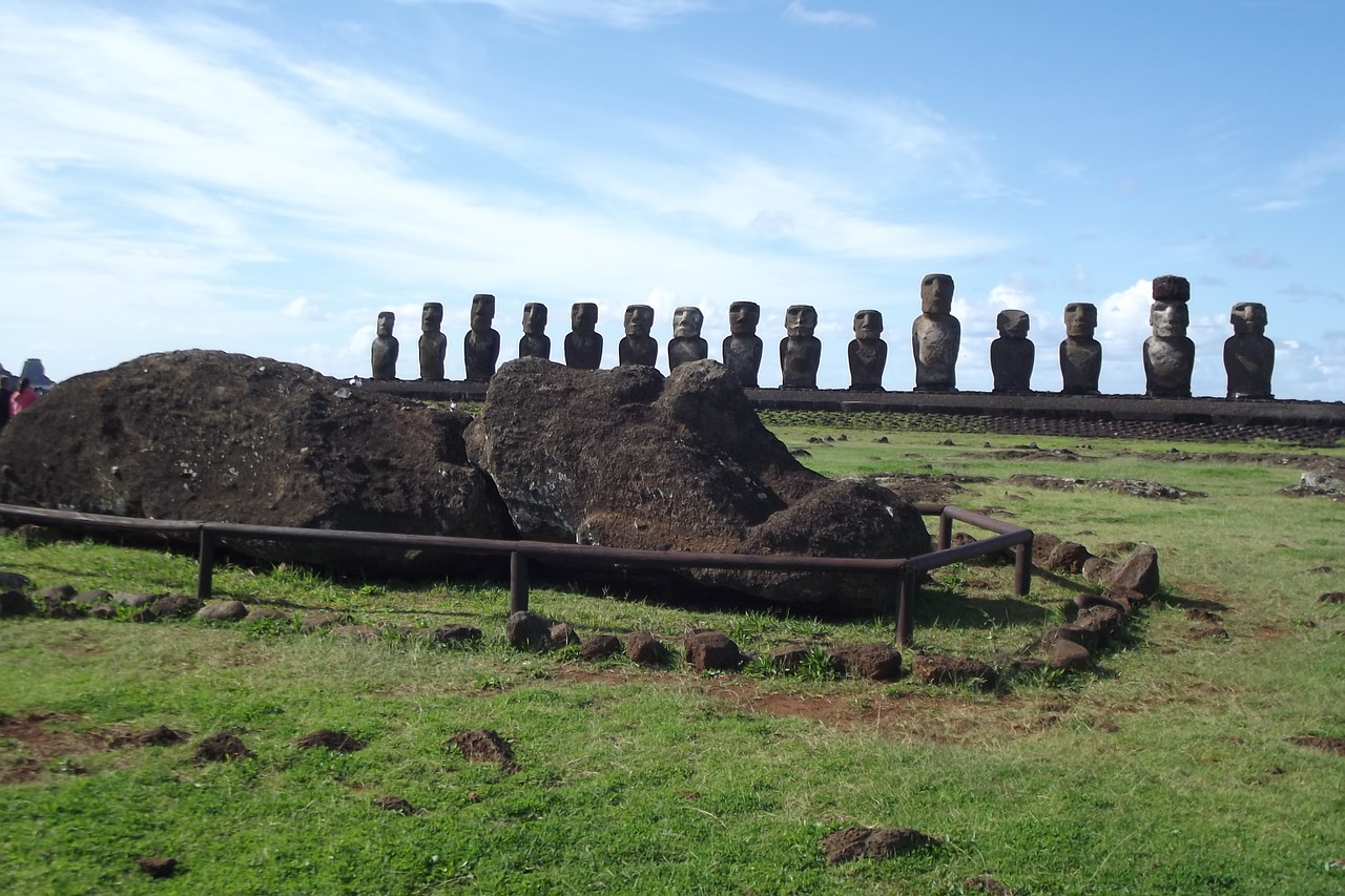 easter island rapa nui moai free photo