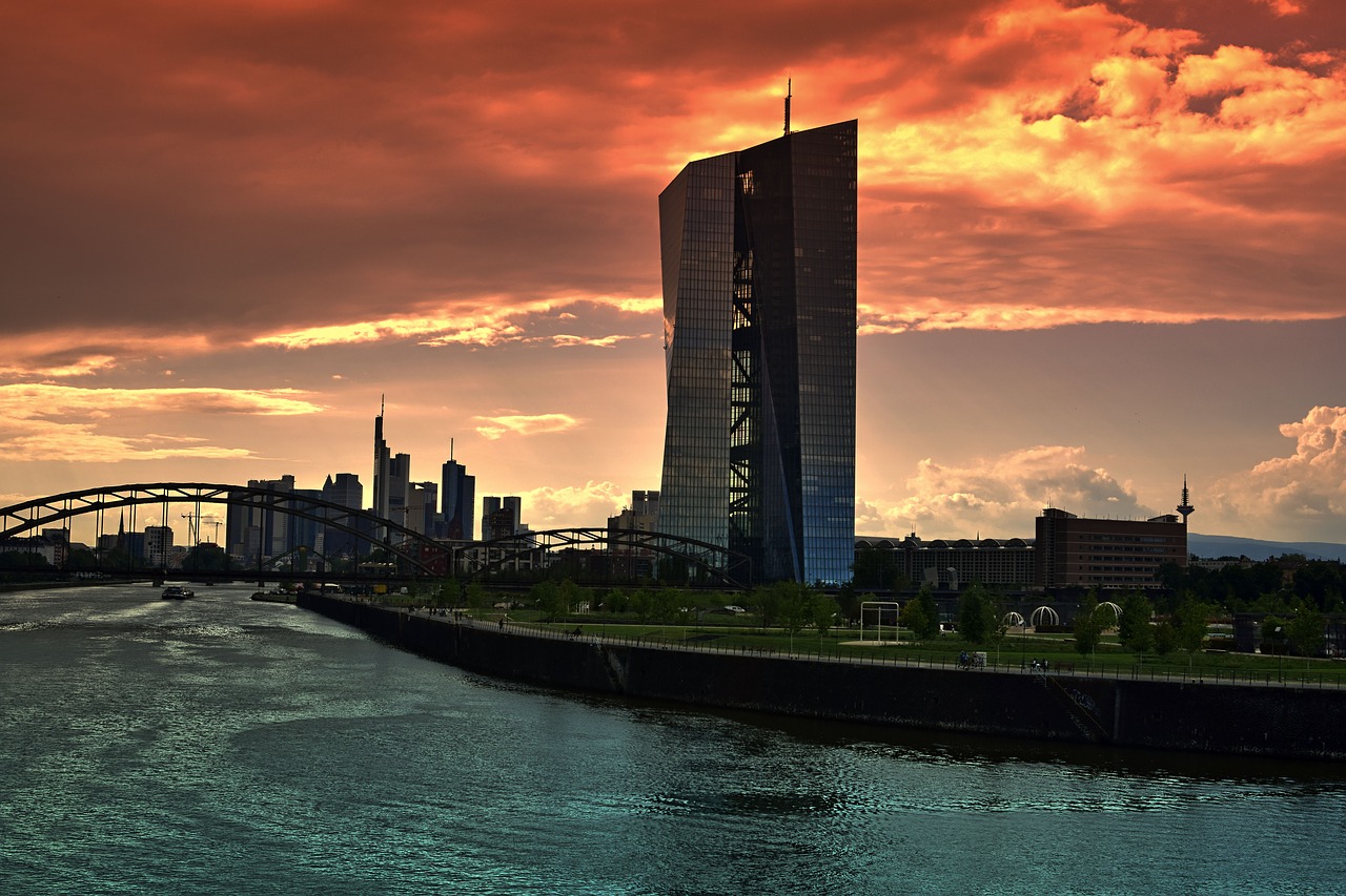 ecb  european central bank  frankfurt free photo
