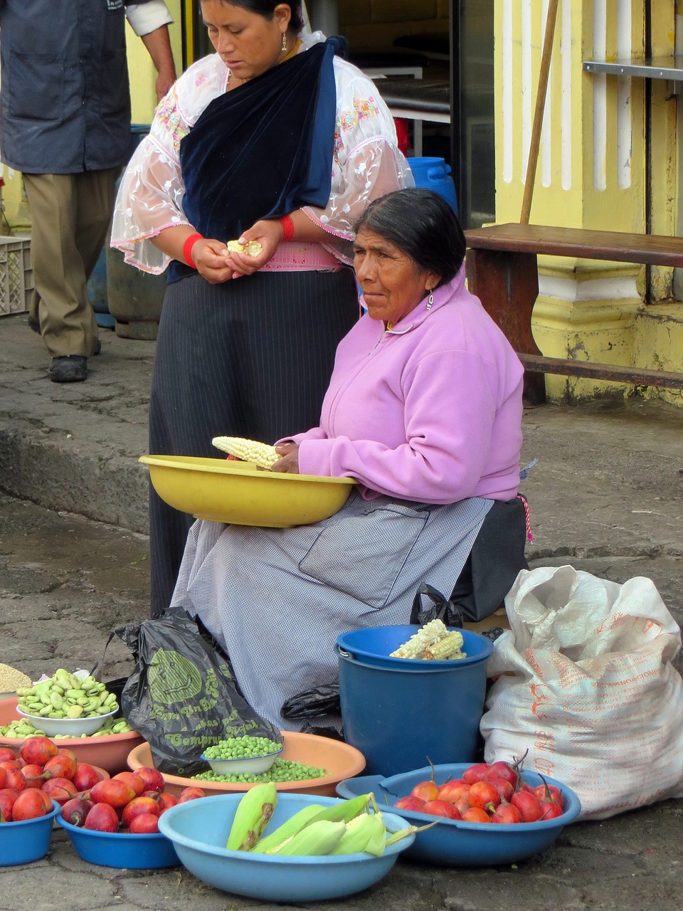 ecuador cuenca market free photo