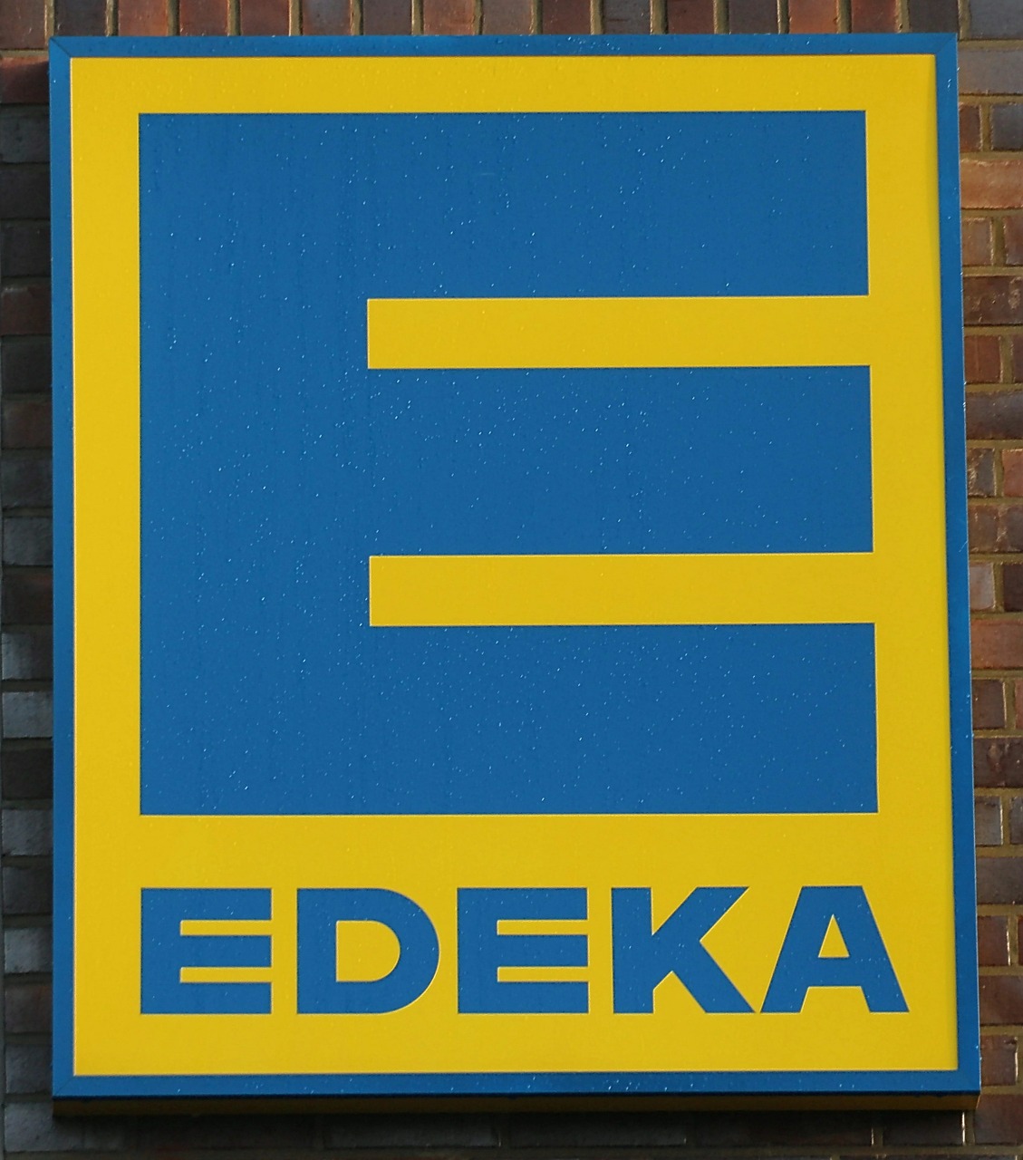 edeka supermarket advertising free photo