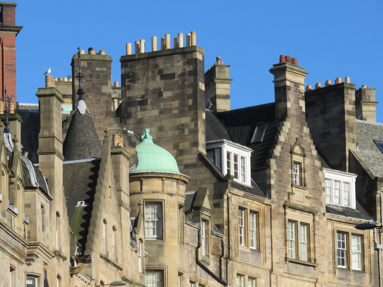 edinburgh cockburn street city free photo