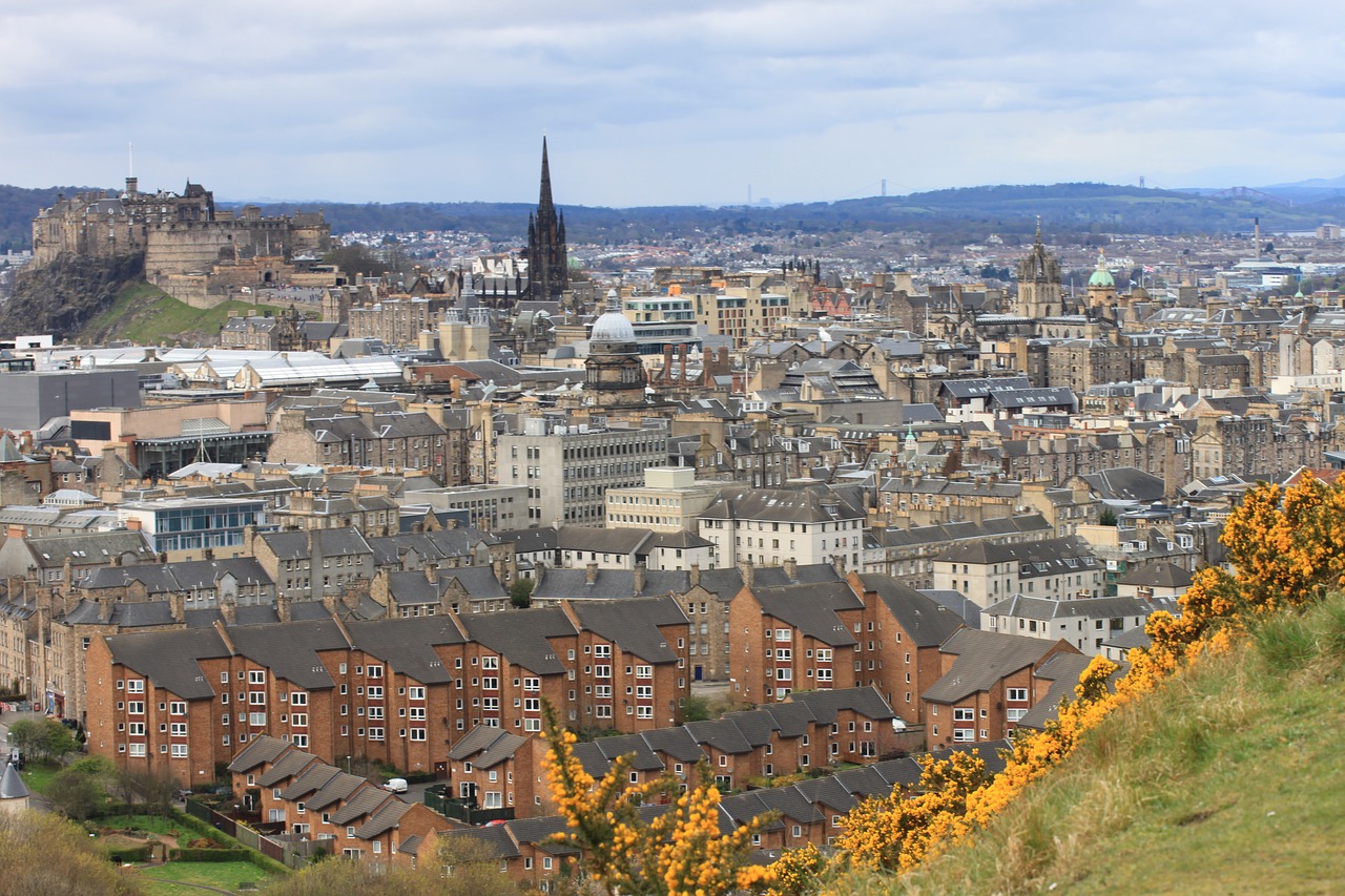 edinburgh  scotland  architecture free photo