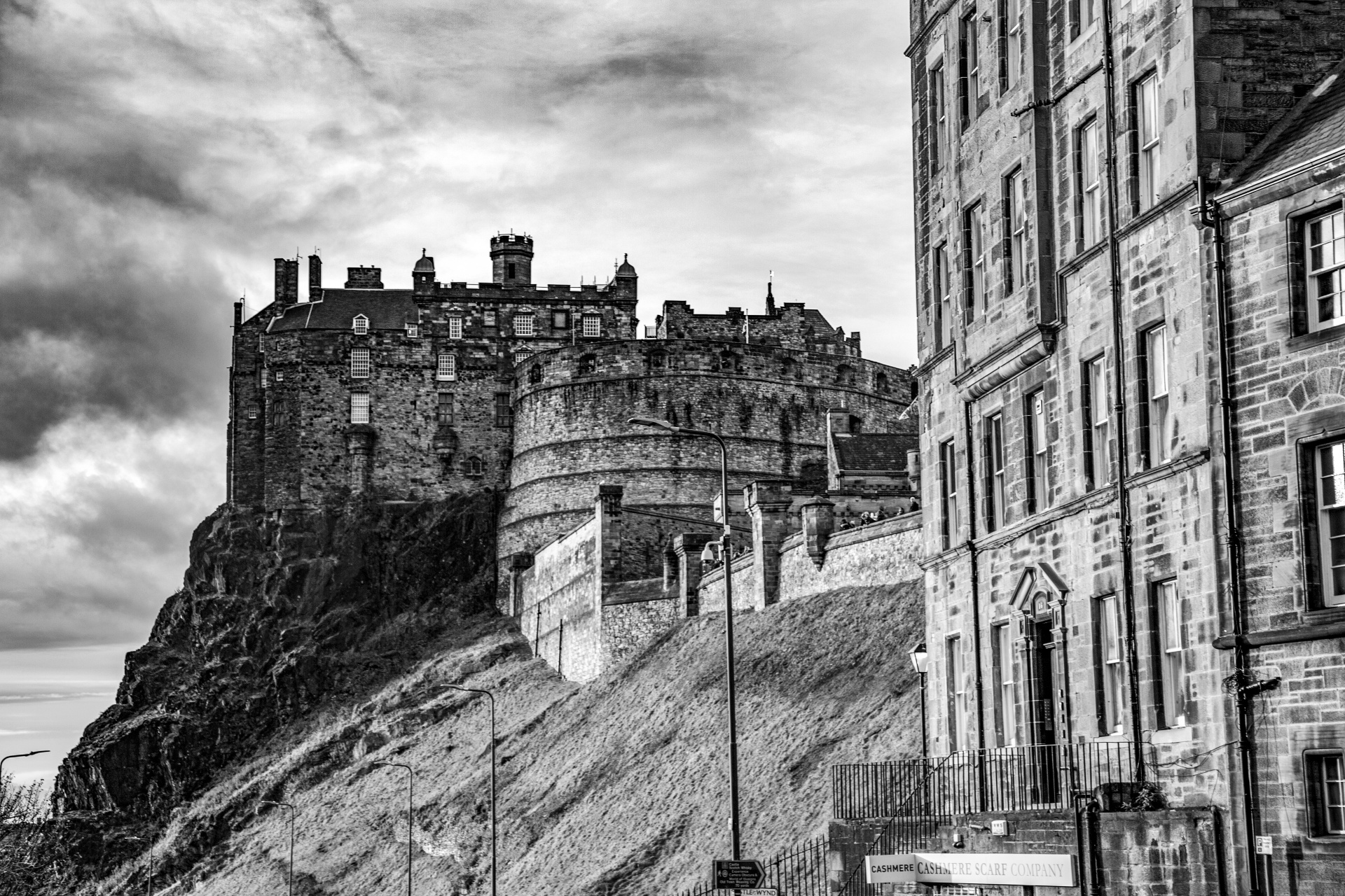 edinburgh castle edinburgh scotland free photo