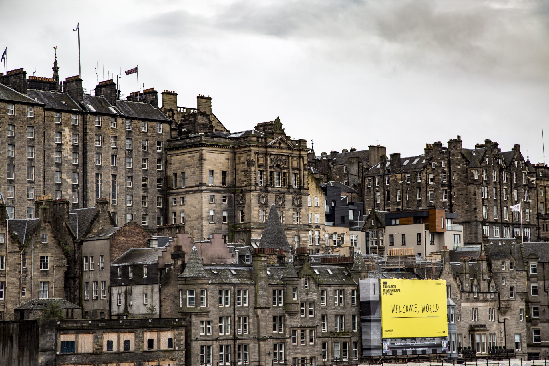 edinburgh royal mile free photo