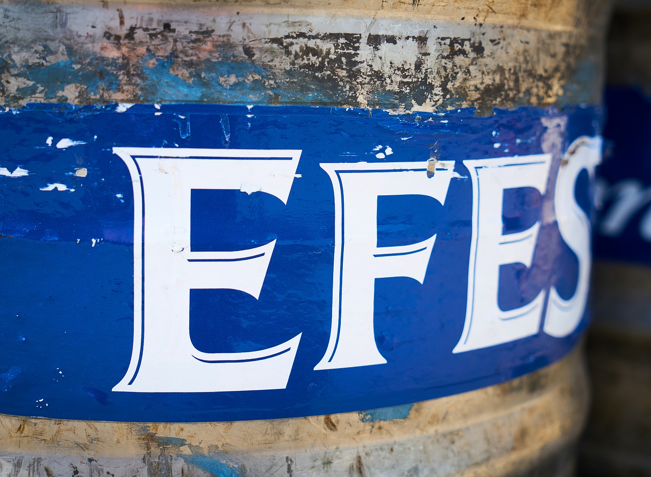 efes beer barrel free photo