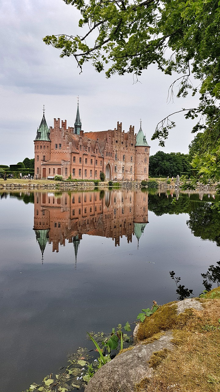 egeskov  places of interest  svendborg free photo