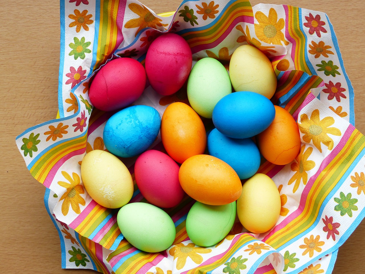 egg colorful easter eggs free photo