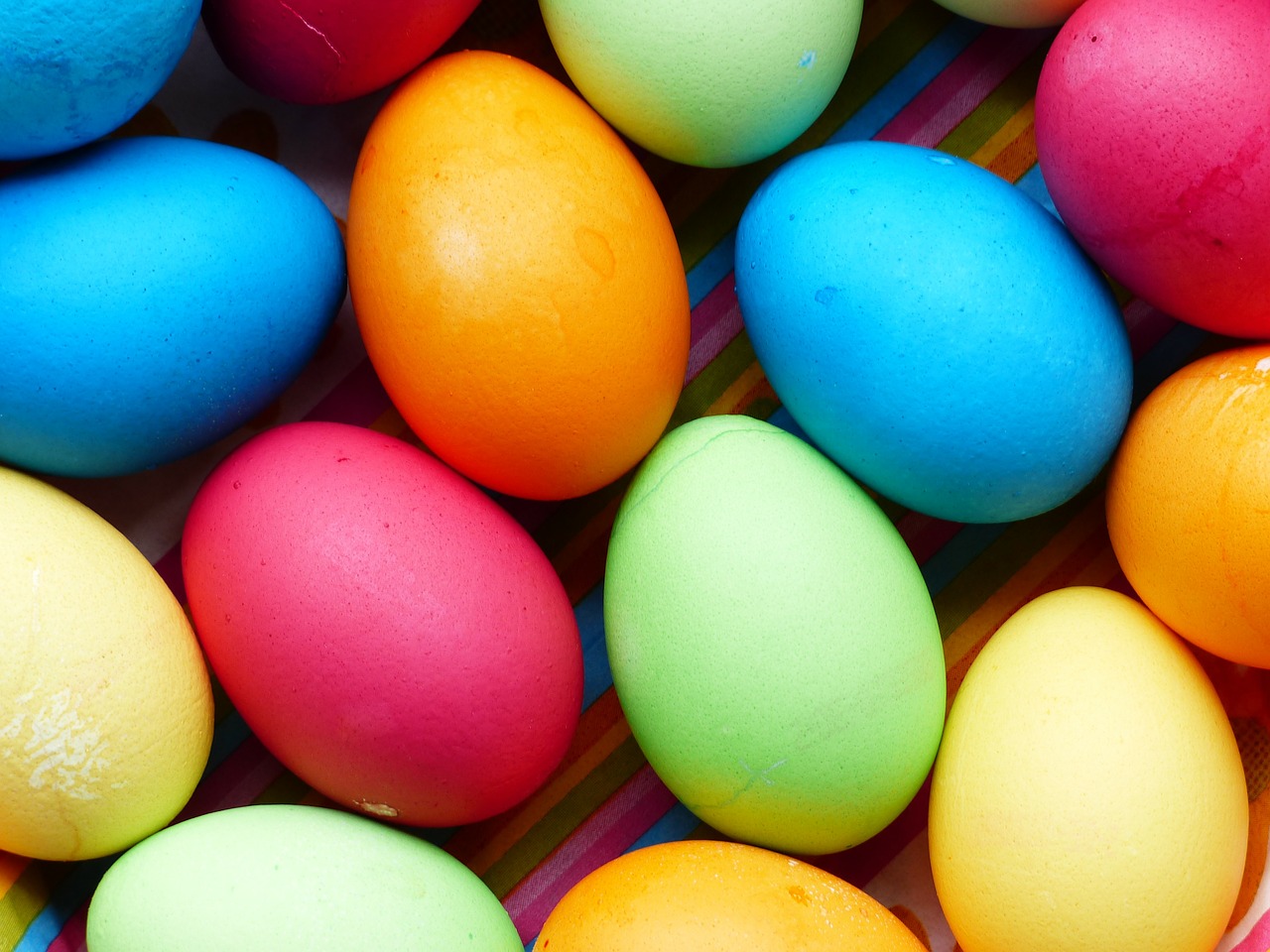 egg colorful easter eggs free photo