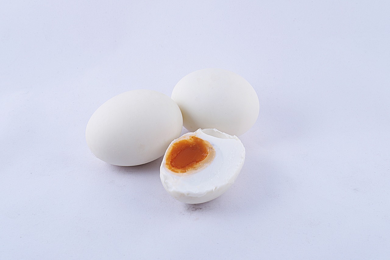 egg salted duck free photo