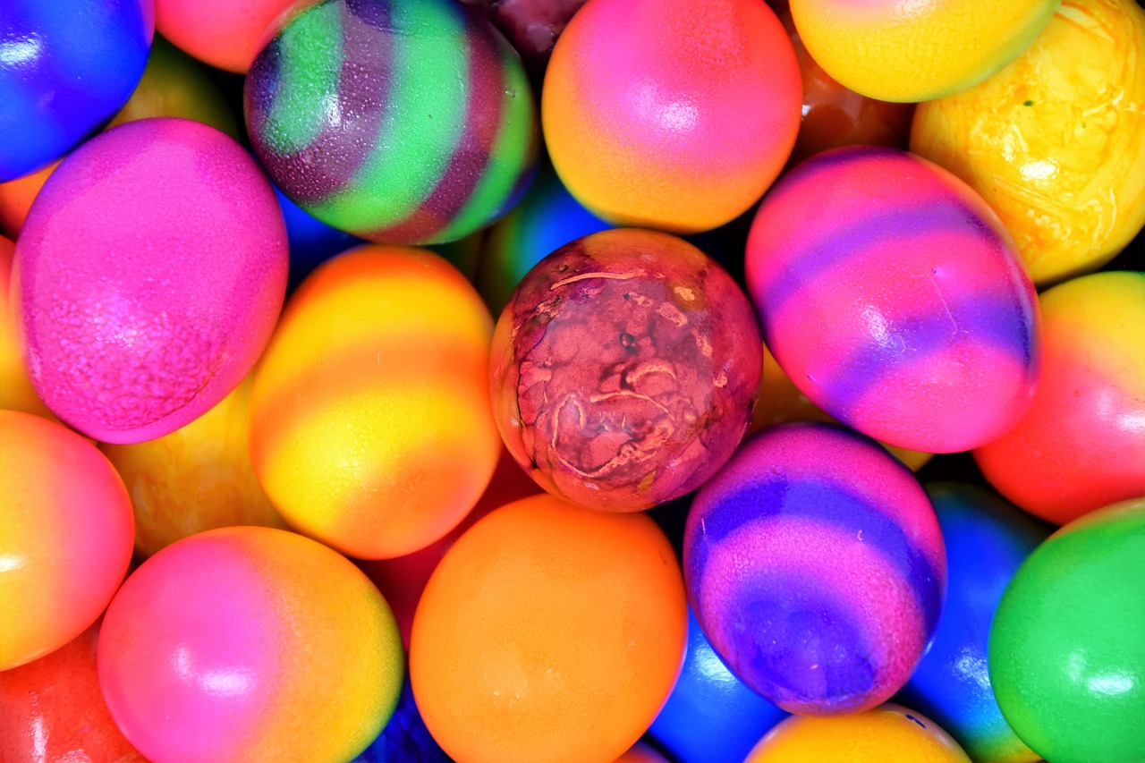 egg easter eggs colorful eggs free photo