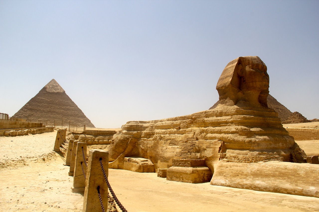 egypt middle eastern pyramids free photo