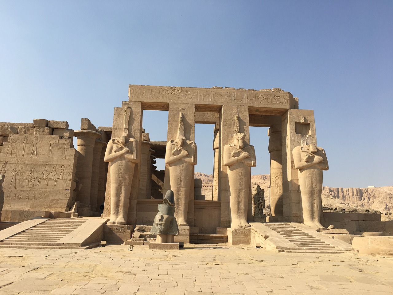 egypt pharaonic statues free photo
