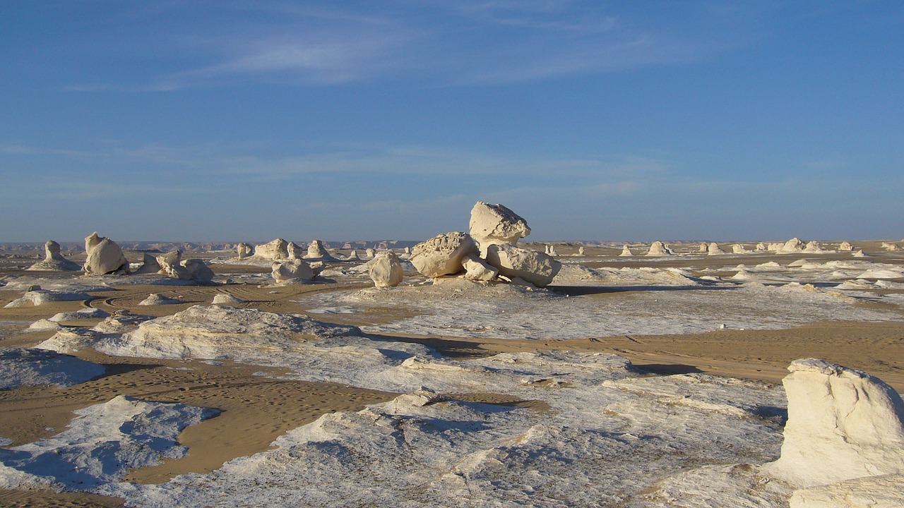 egypt desert-white landscape free photo