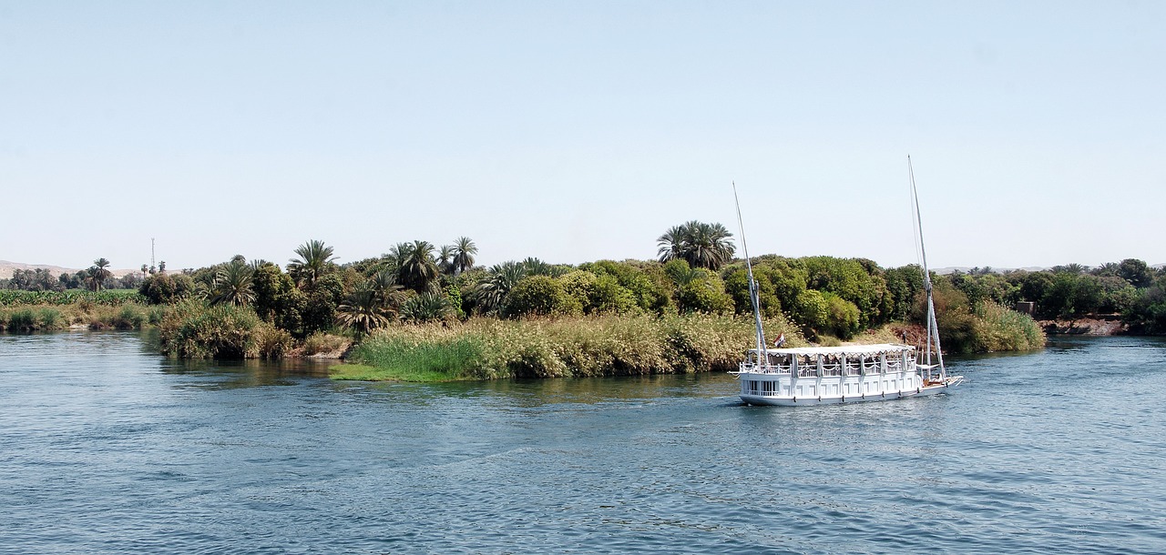 egypt  nile  dahabieh free photo