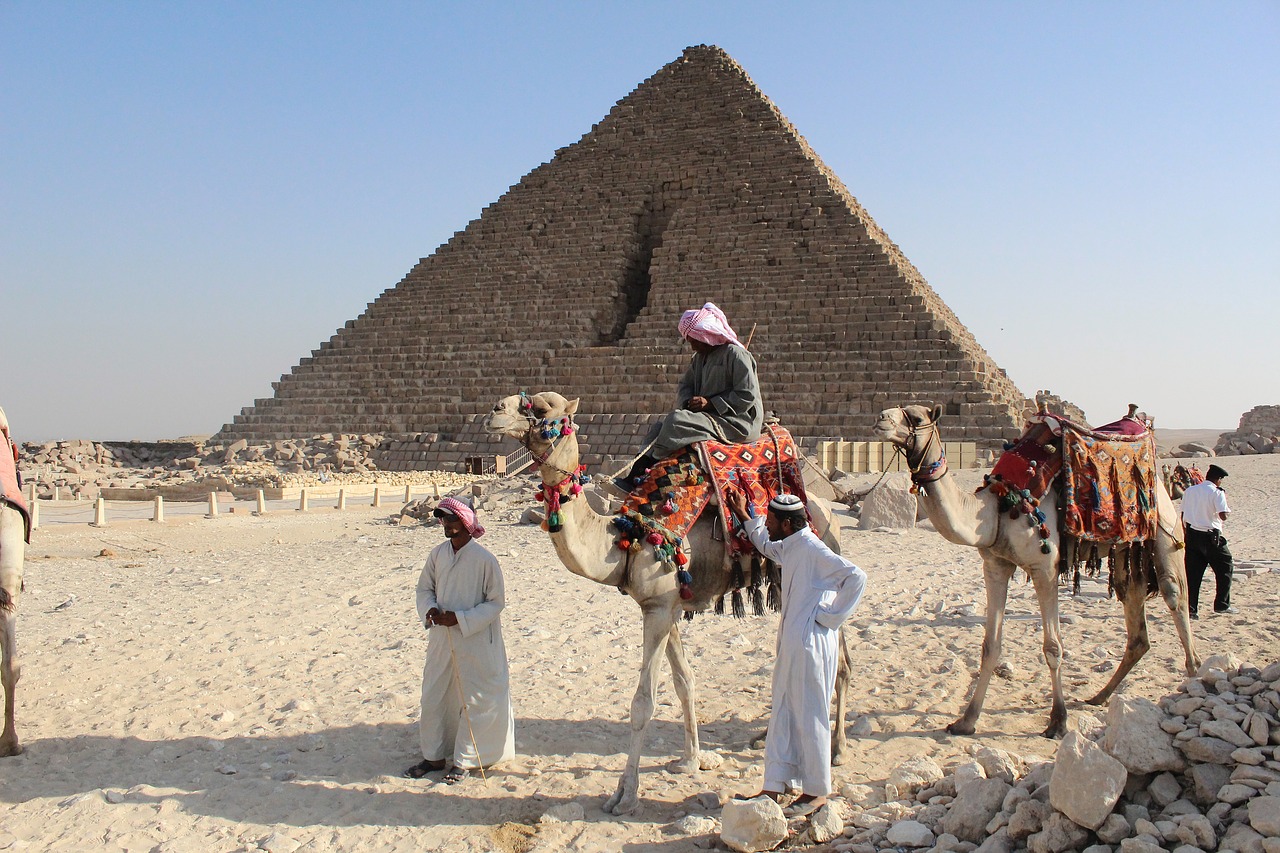 egypt  pyramid  desert free photo