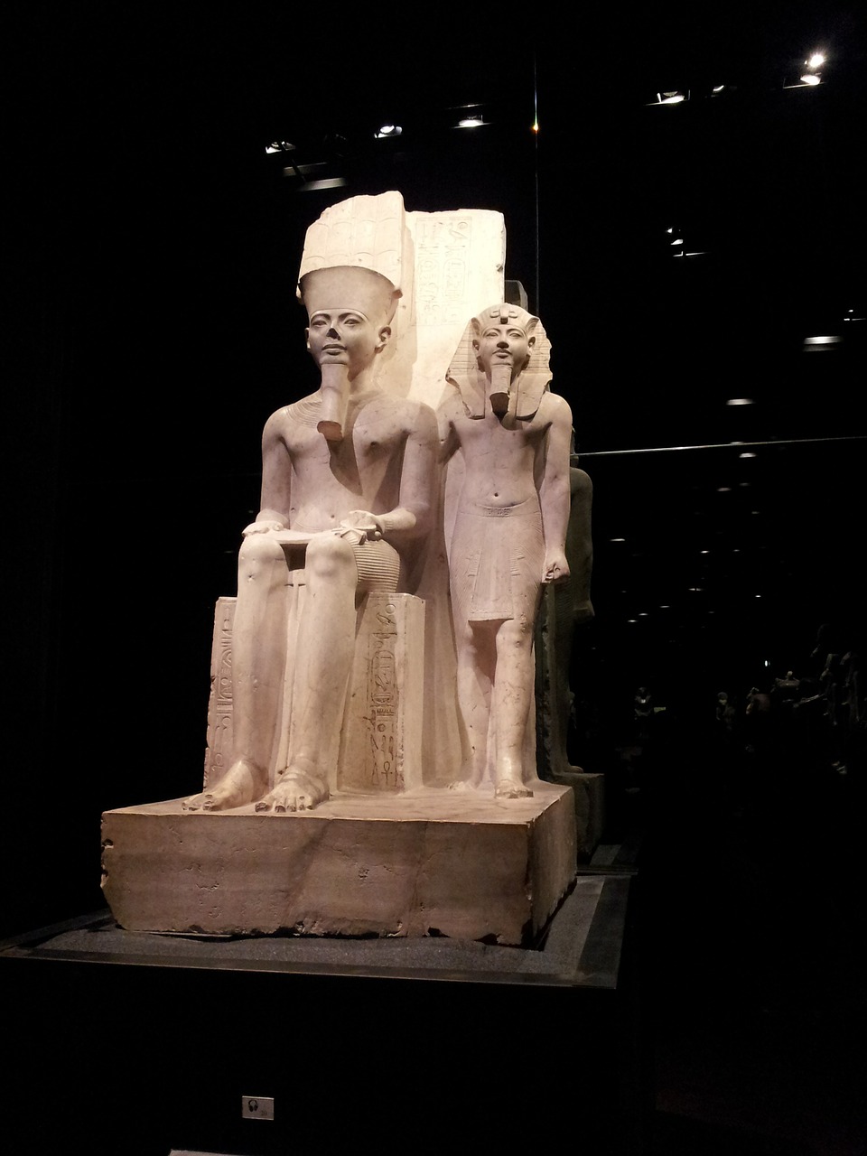 egyptian museum sculpture antiquity free photo