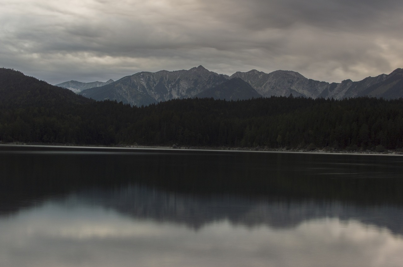 eibsee  lake  brine free photo