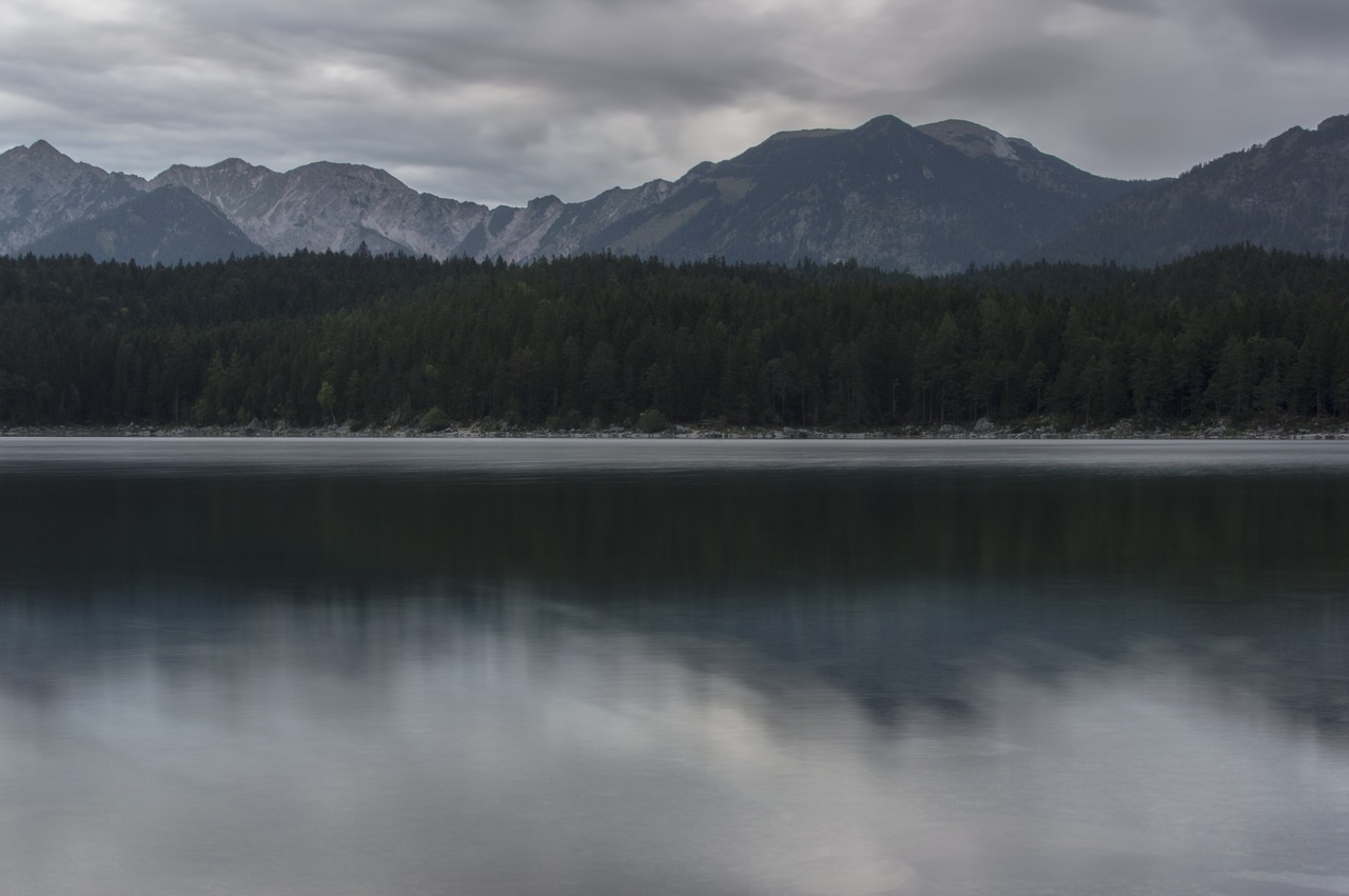 eibsee  lake  brine free photo