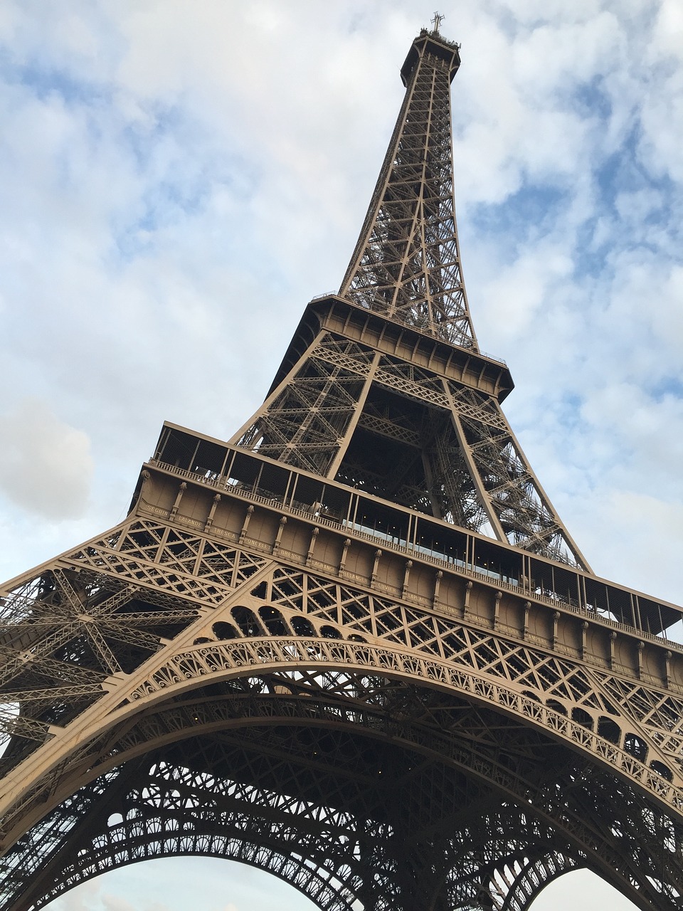 eiffel tower from below free photo