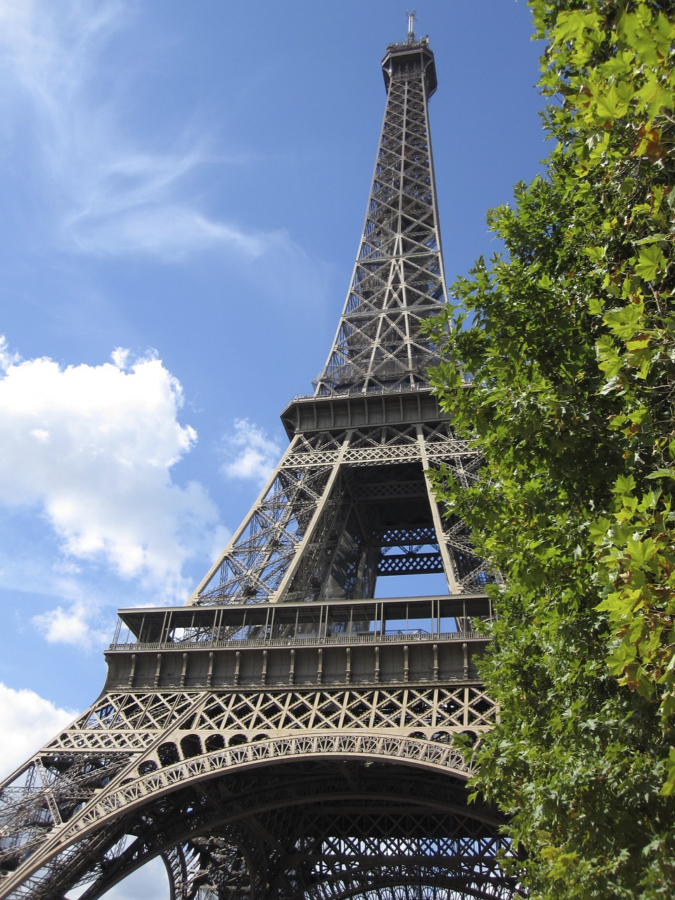 eiffel tower france paris free photo