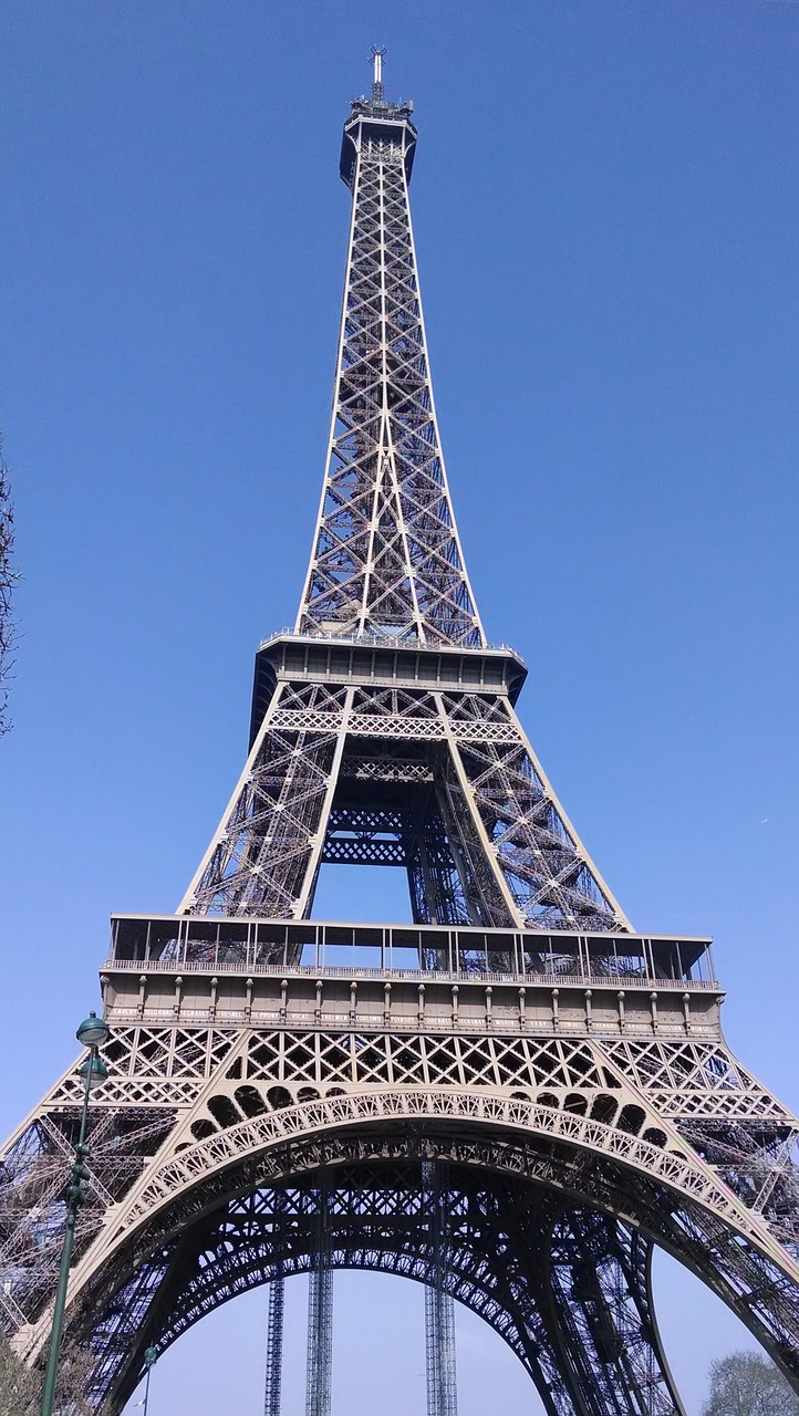 eiffel tower france paris free photo