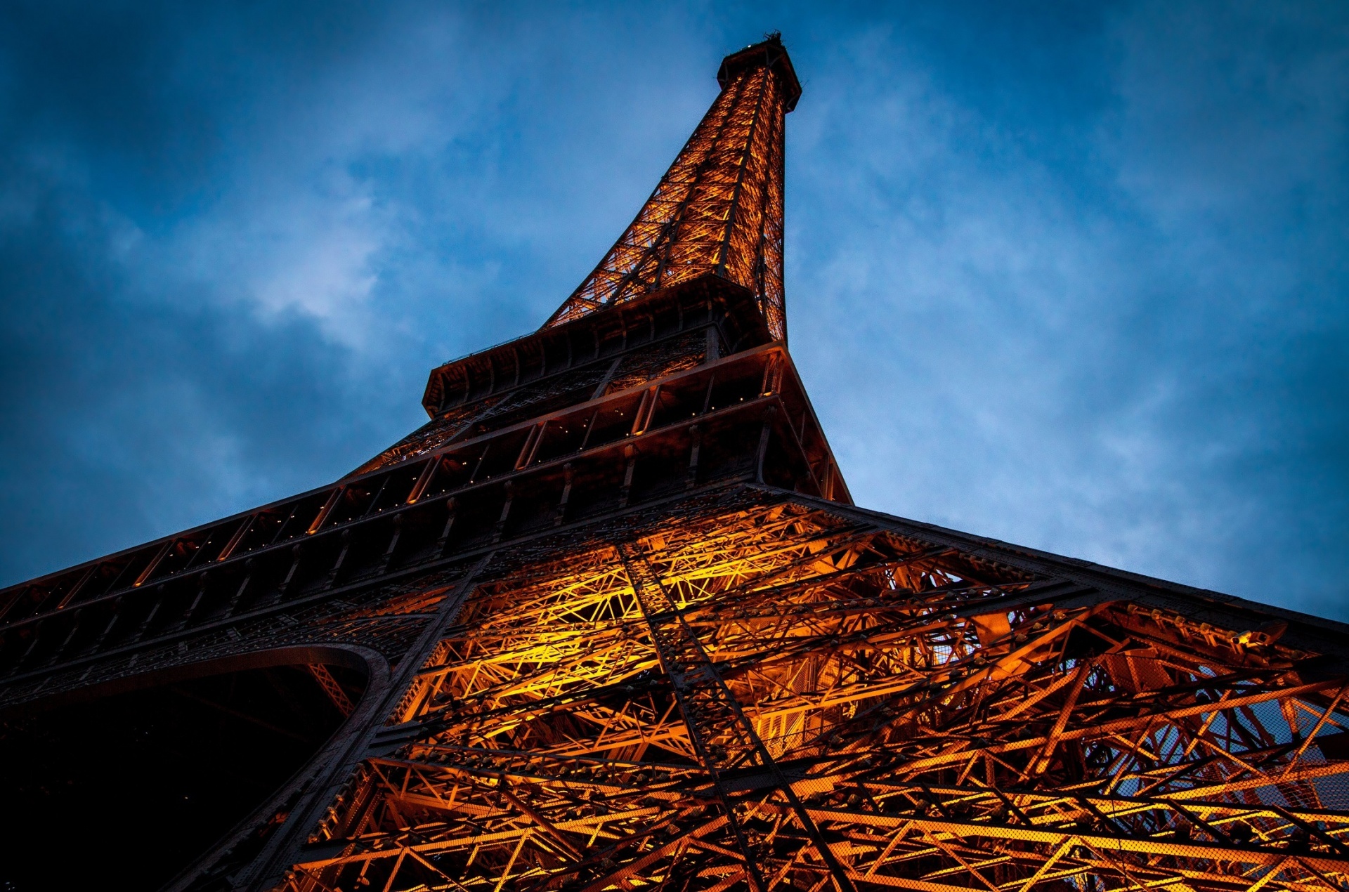 eiffel tower monument free photo